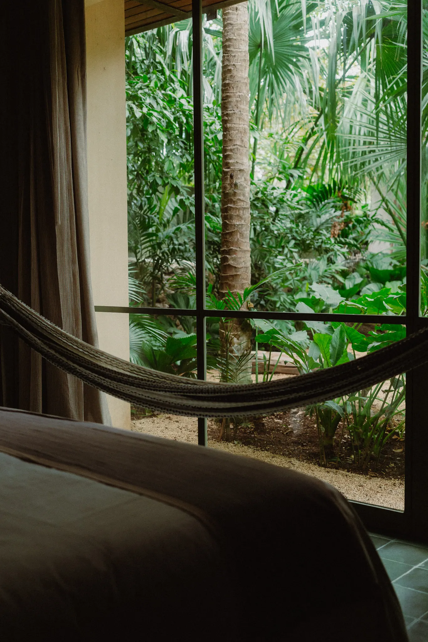 Foto Lower Jungle Canopy Bedroom
